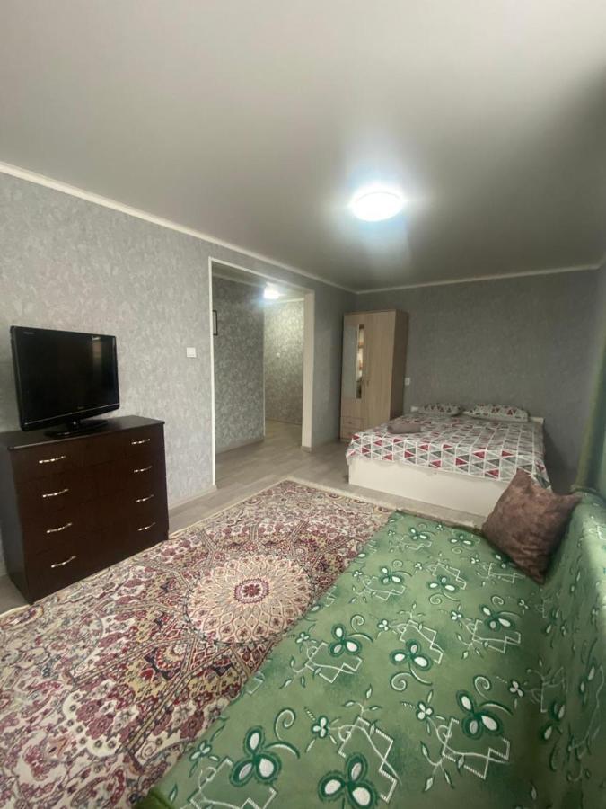 Apartamento Palitra Petropavlovsk Exterior foto